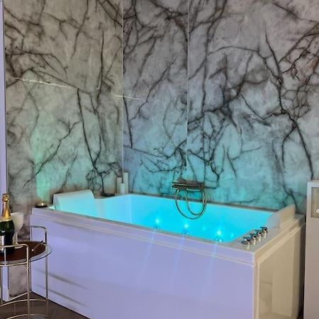 Les Chambres D Excellence Spa Σετ Εξωτερικό φωτογραφία