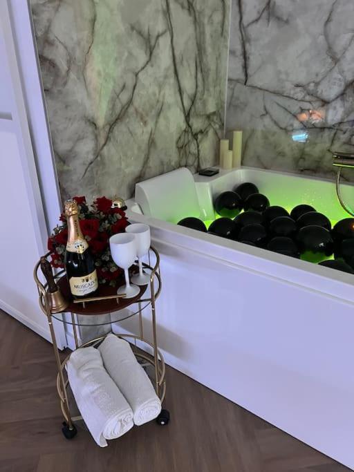 Les Chambres D Excellence Spa Σετ Εξωτερικό φωτογραφία